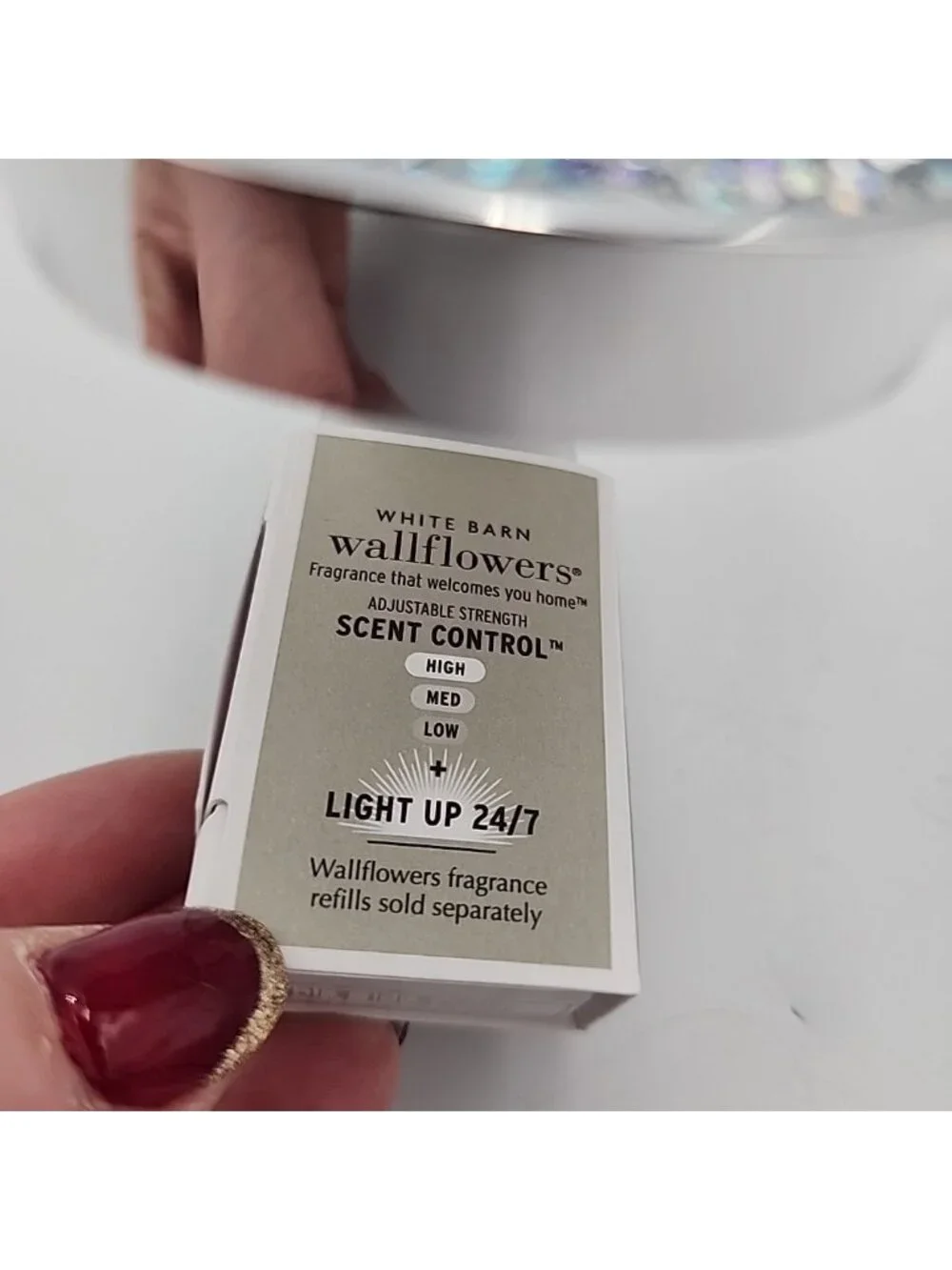 Bath & Body Works Glitter Guitar Wallflower Plug in Scent Control Light-up NEW